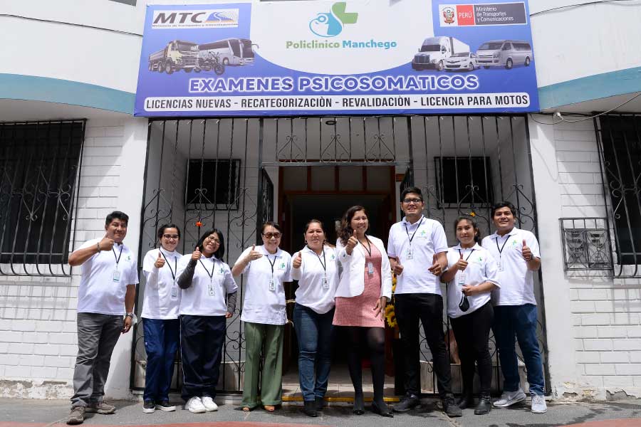 equipo policlinico manchego